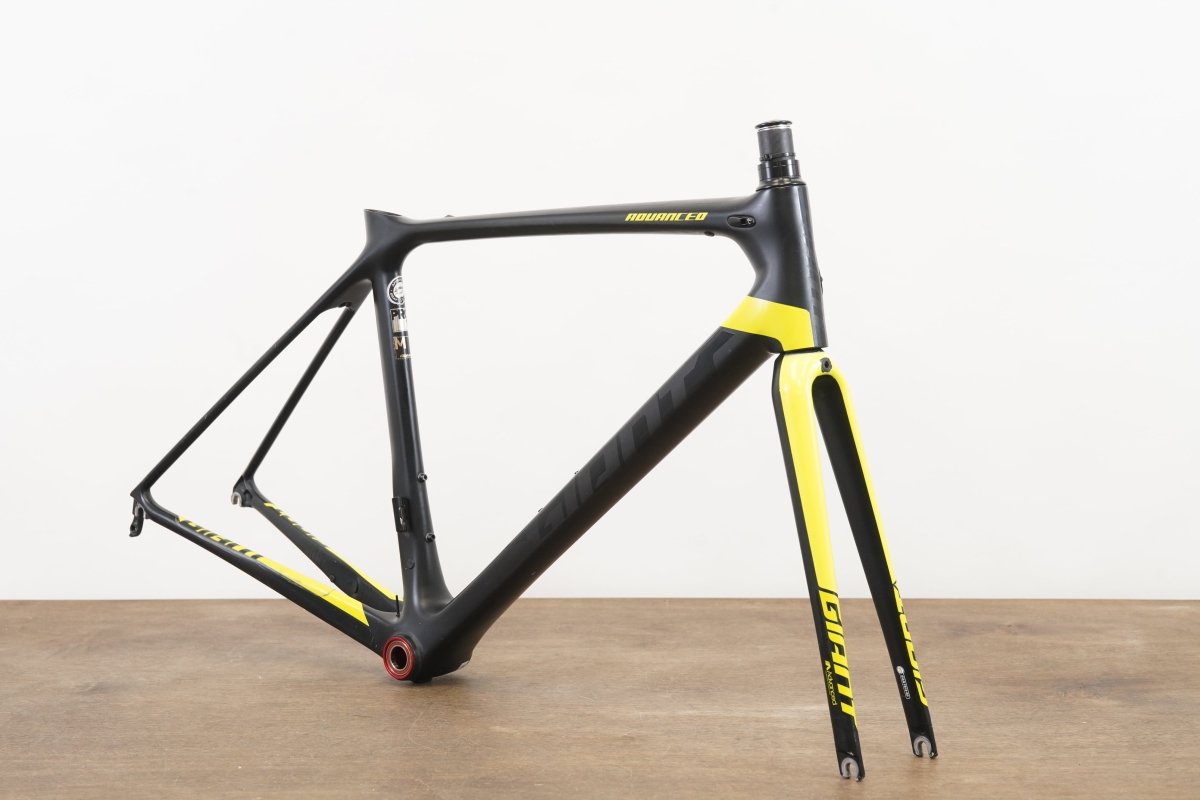 M (Medium) Giant TCR Advanced Pro Carbon Rim Brake Road Frameset