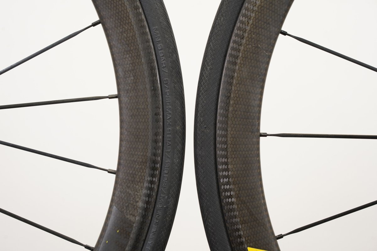 Mavic Cosmic Pro Carbone SL Clincher Rim Brake Wheelset Campagnolo 11 Speed