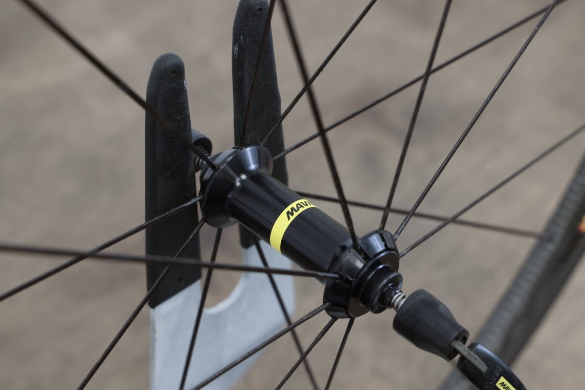 Mavic Ksyrium Pro Carbon SL Clincher Rim Brake Wheelset Shimano/SRAM 11 Speed