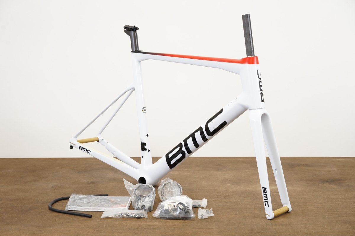 NEW 2022 58cm BMC Teammachine SLR01 Disc Team FRS Frameset WHT-BLK-RED