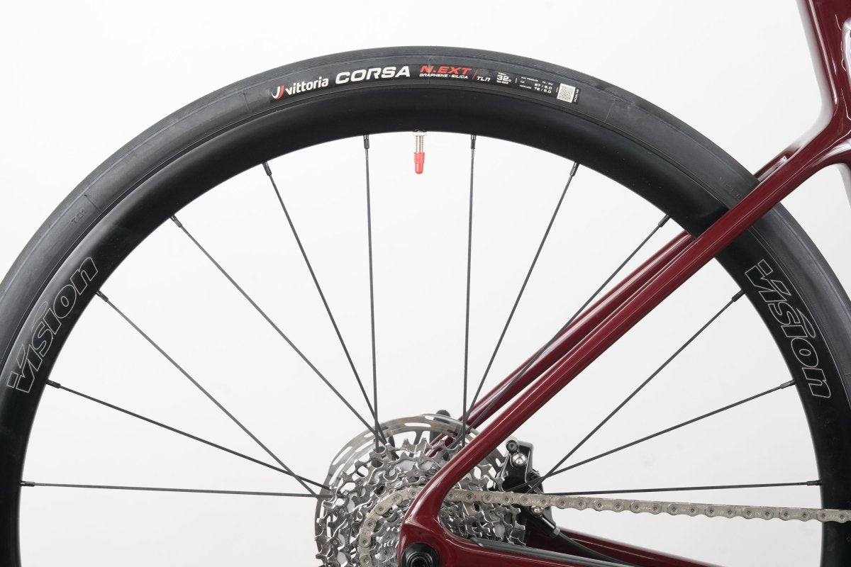 NEW 2025 54cm Cervelo Caledonia 5 Carmine Rival AXS Carbon Disc Road Bike