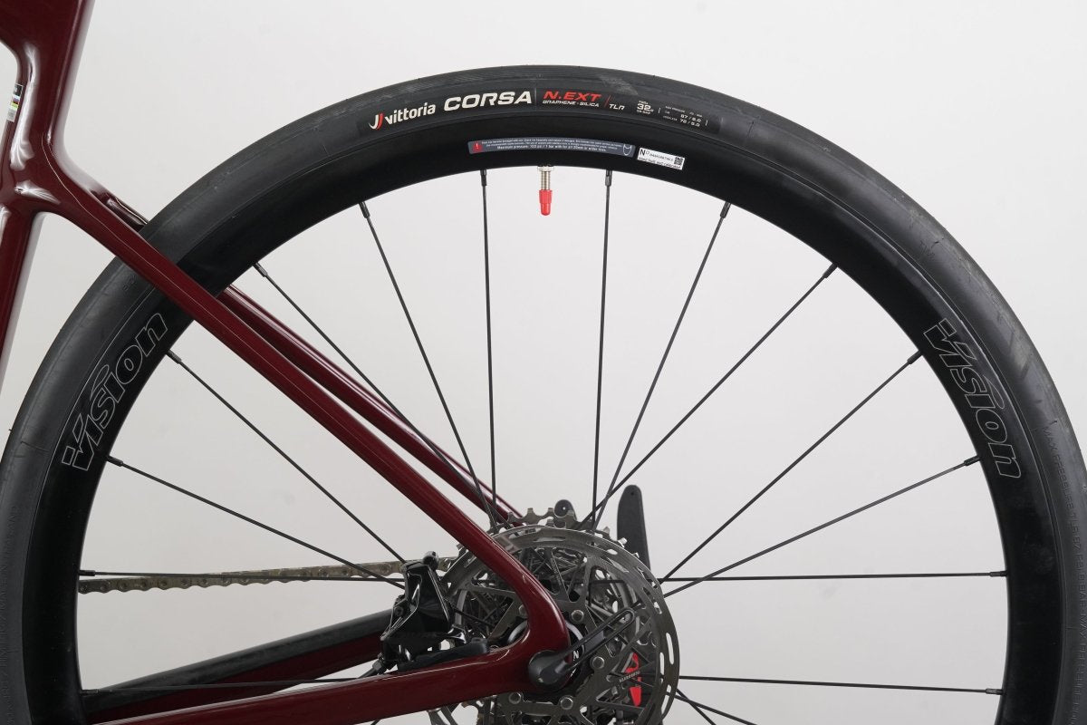 NEW 2025 54cm Cervelo Caledonia 5 Carmine Rival AXS Carbon Disc Road Bike