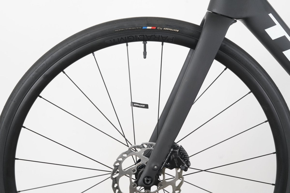 NEW 2025 54cm Trek Domane SL 5 Gen 4 Matt Smoke 105 R7120 Carbon Disc Road Bike