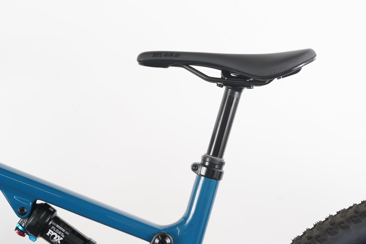 NEW 2025 L 29" Santa Cruz Blur 4 C GX Eagle AXS TR RaceFace ARC (Dark Teal)
