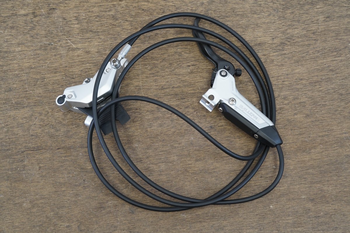 NEW SRAM Motive Ultimate Disc Brake Calipers + Levers MTB