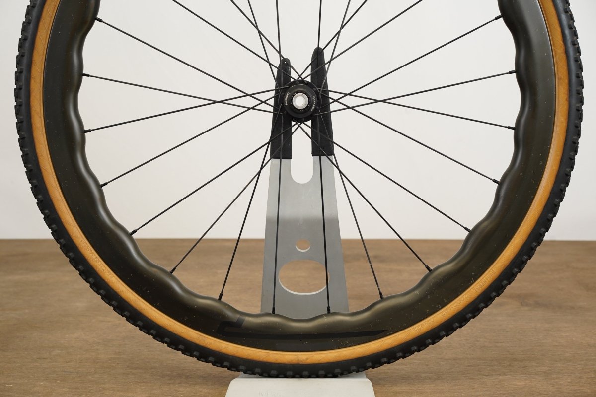 Princeton CarbonWorks Grit 4540 White Industries CLD Tubeless Carbon Disc Wheelset