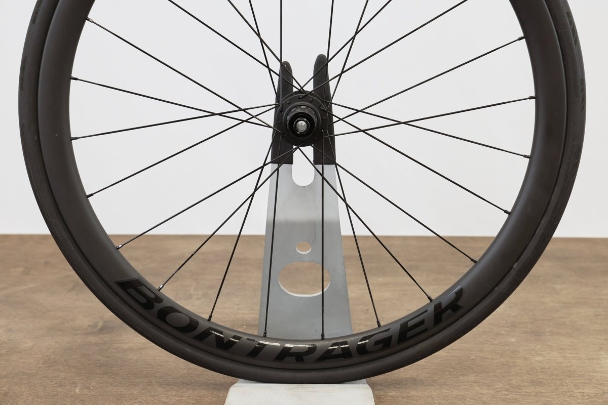 REAR Bontrager Aeolus Elite 35 TLR Carbon Tubeless Clincher Disc Wheel 11 Speed