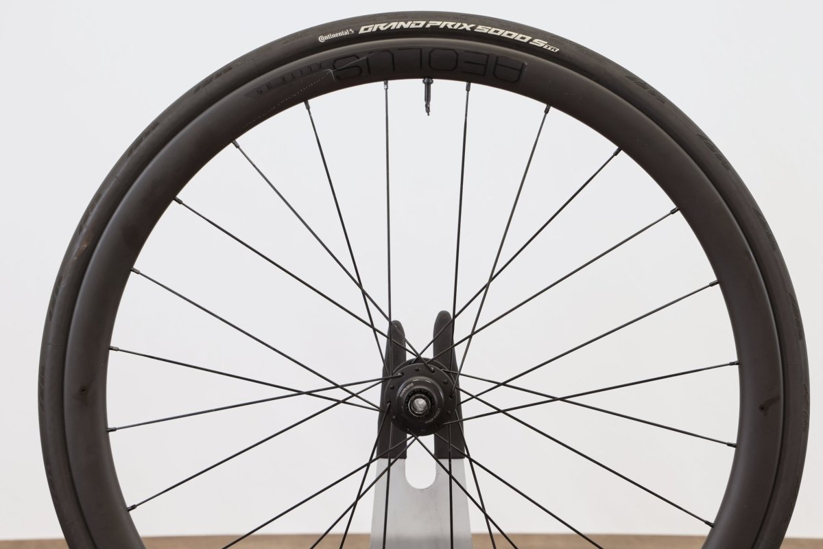 REAR Bontrager Aeolus Elite 35 TLR Carbon Tubeless Clincher Disc