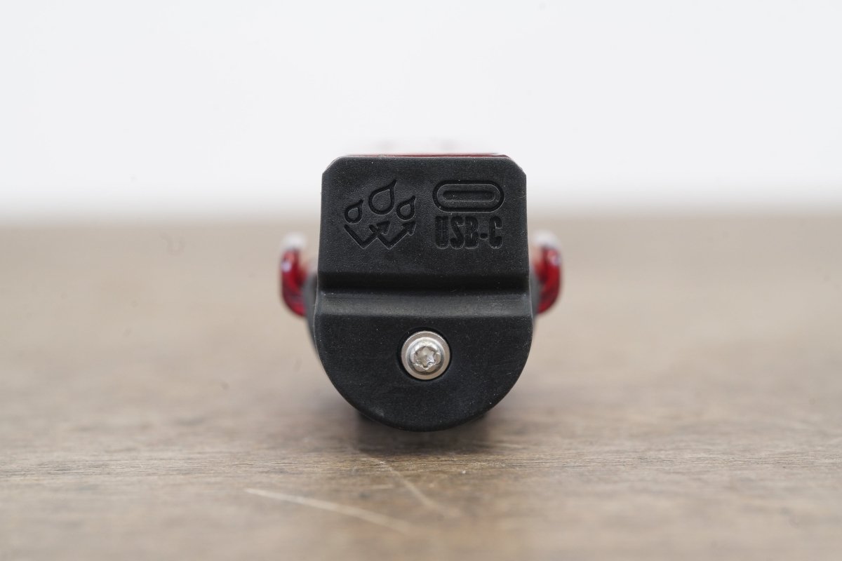 Red Lezyne Strip Pro 400+ USB Led Rear Light + Mount Cycling Road Gravel CX Bike