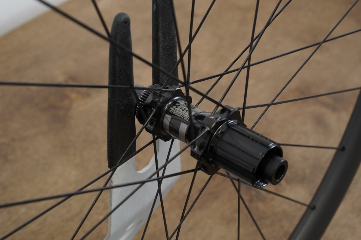 Reserve 35 DT Swiss 350 Tubeless Disc Brake Wheelset Shimano/SRAM 11 Speed