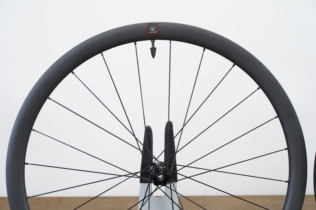 Reserve 35 DT Swiss 350 Tubeless Disc Brake Wheelset Shimano/SRAM 11 Speed