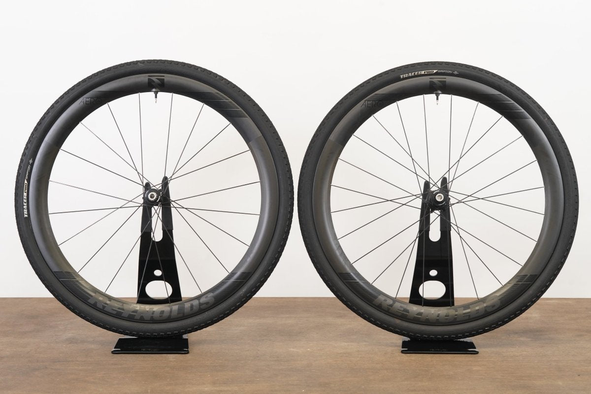Reynolds 46 Aero Industry Nine Torch Carbon Tubeless Disc Brake Wheelset 11 Speed