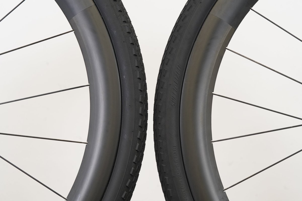 Reynolds 46 Aero Industry Nine Torch Carbon Tubeless Disc Brake Wheelset 11 Speed
