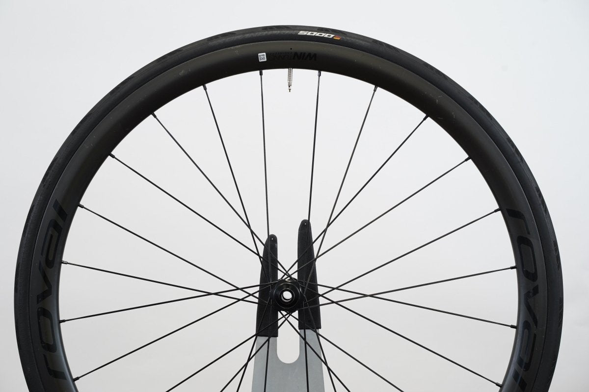 Roval Alpinist CL Carbon Tubeless Disc Brake Wheelset Shimano/SRAM 11 Speed