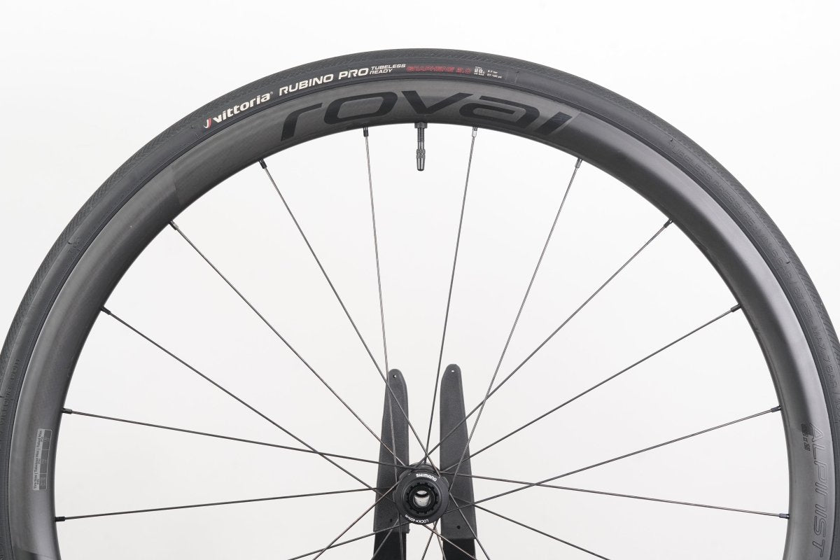 Roval Alpinist CL II Carbon Tubeless Disc Brake Wheelset Shimano/SRAM 11 Speed
