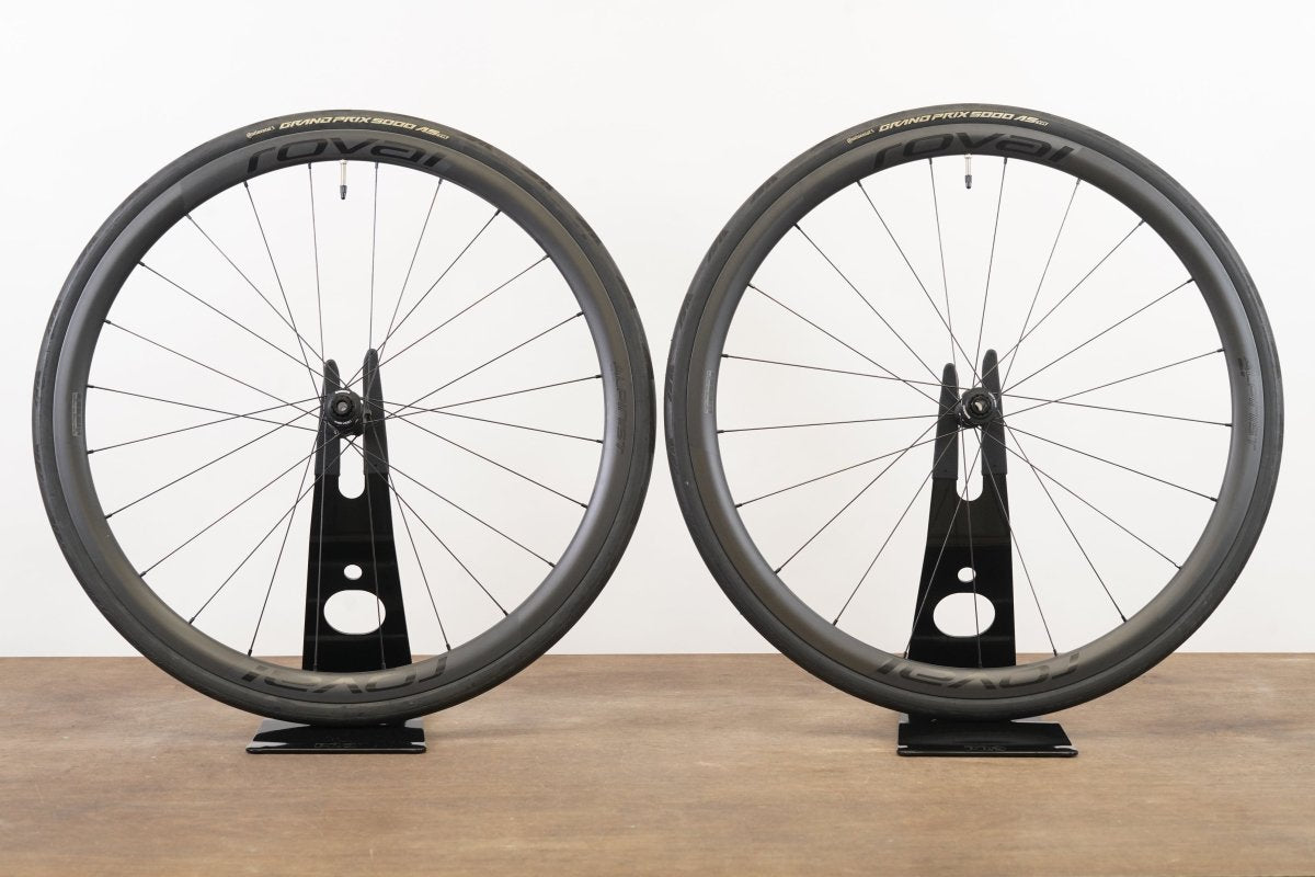 Roval Alpinist CL II Carbon Tubeless Disc Brake Wheelset Shimano/SRAM 11 Speed