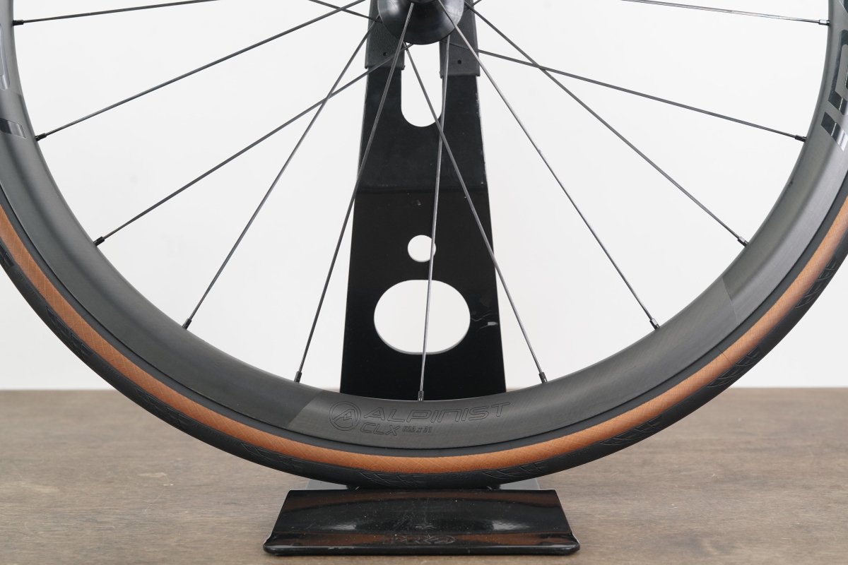 Roval Alpinist CLX Carbon Clincher Disc Brake Wheelset Shimano/SRAM 11 Speed