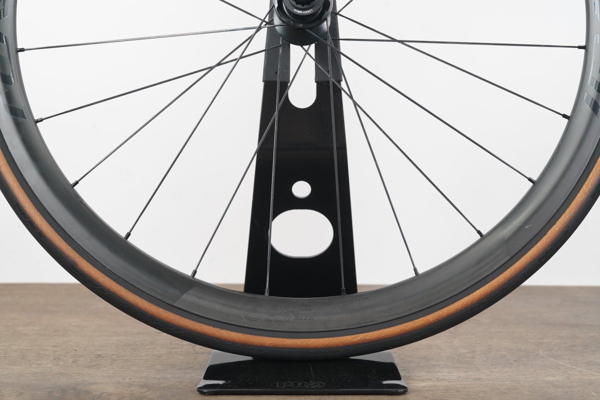Roval Alpinist CLX Carbon Clincher Disc Brake Wheelset Shimano/SRAM 11 Speed