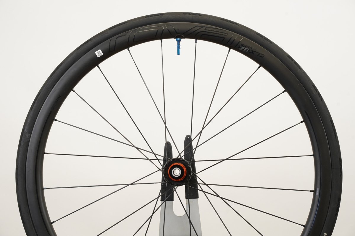 Roval CLX 32 Carbon Tubeless Clincher Disc Brake Wheelset Shimano/SRAM 11 Speed