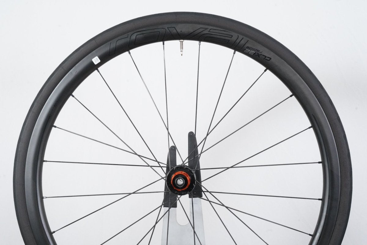 Roval CLX 32 Carbon Tubeless Clincher Disc Brake Wheelset Shimano/SRAM 11 Speed