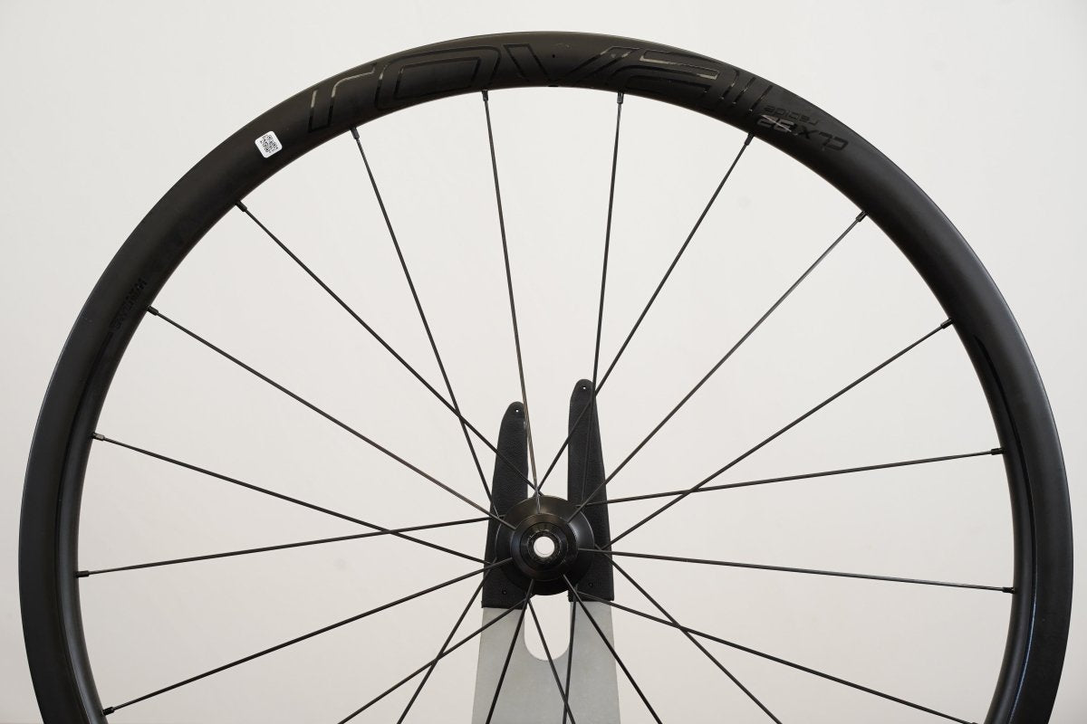 Roval CLX 32 Carbon Tubeless Clincher Disc Brake Wheelset SRAM XDR 12 Speed