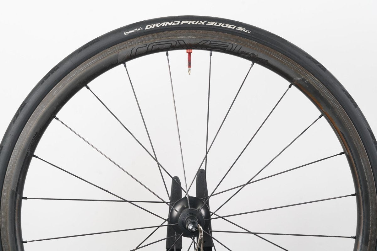 Roval CLX 32 Carbon Tubeless Clincher Rim Brake Wheelset Shimano/SRAM 11 Speed