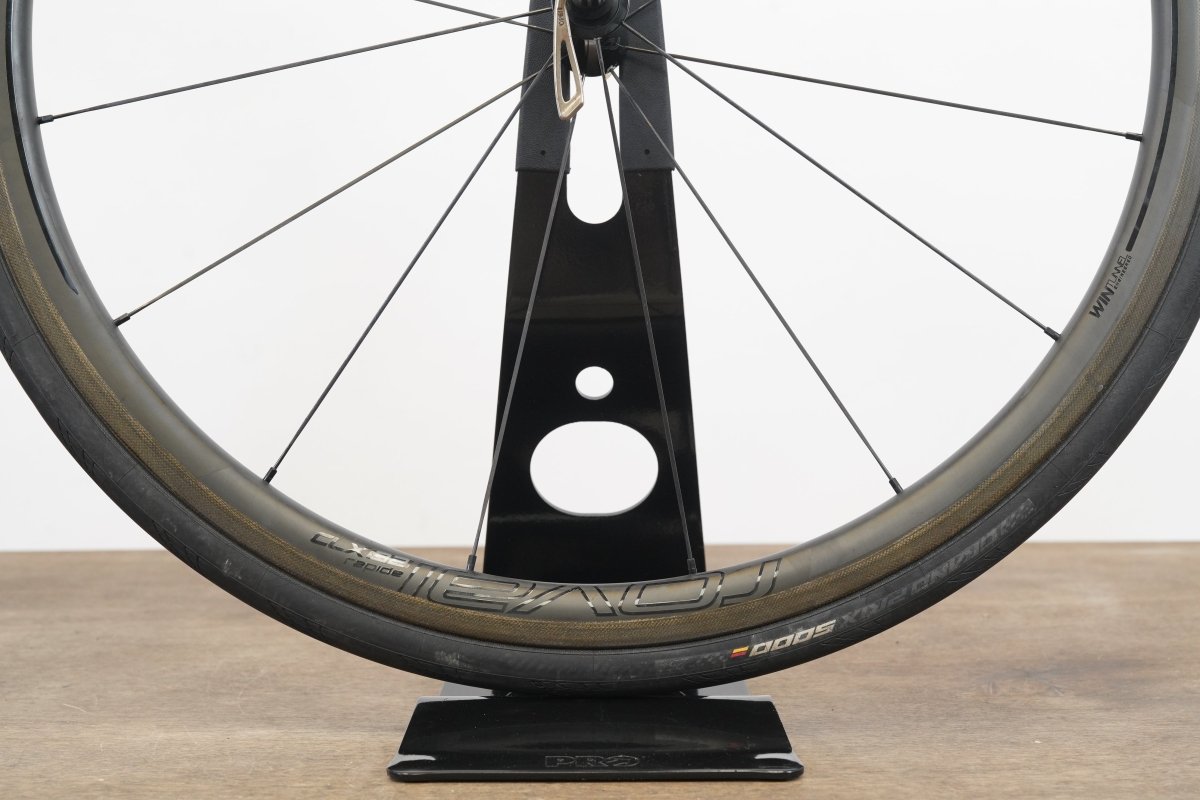 Roval CLX 32 Carbon Tubeless Clincher Rim Brake Wheelset Shimano/SRAM 11 Speed