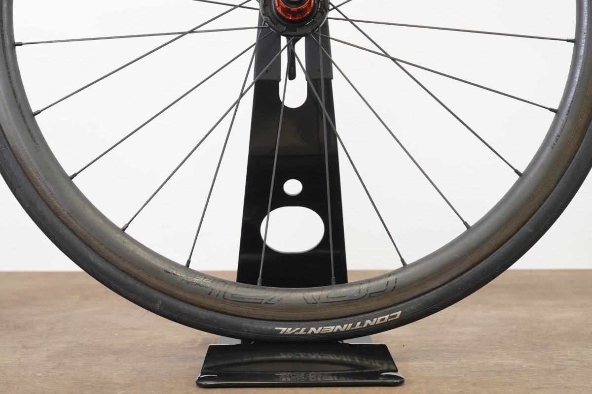 Roval CLX 32 Carbon Tubeless Clincher Rim Brake Wheelset Shimano/SRAM 11 Speed