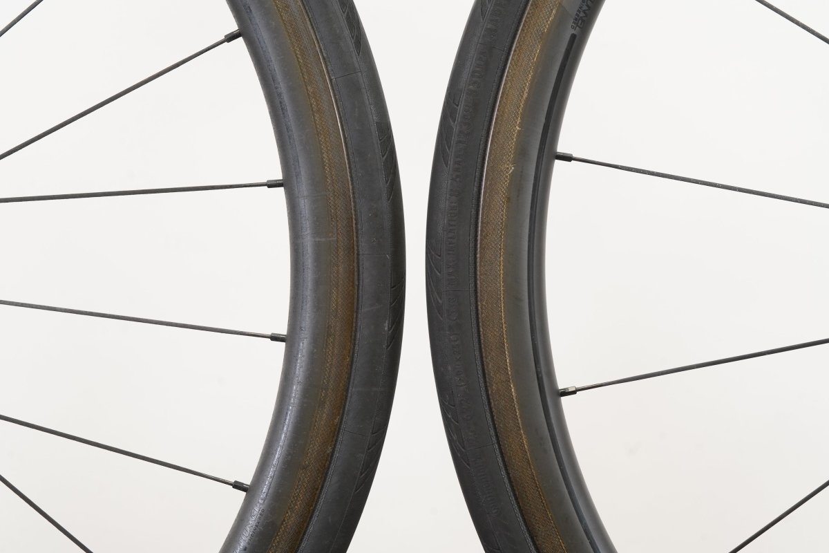 Roval CLX 32 Carbon Tubeless Clincher Rim Brake Wheelset Shimano/SRAM 11 Speed
