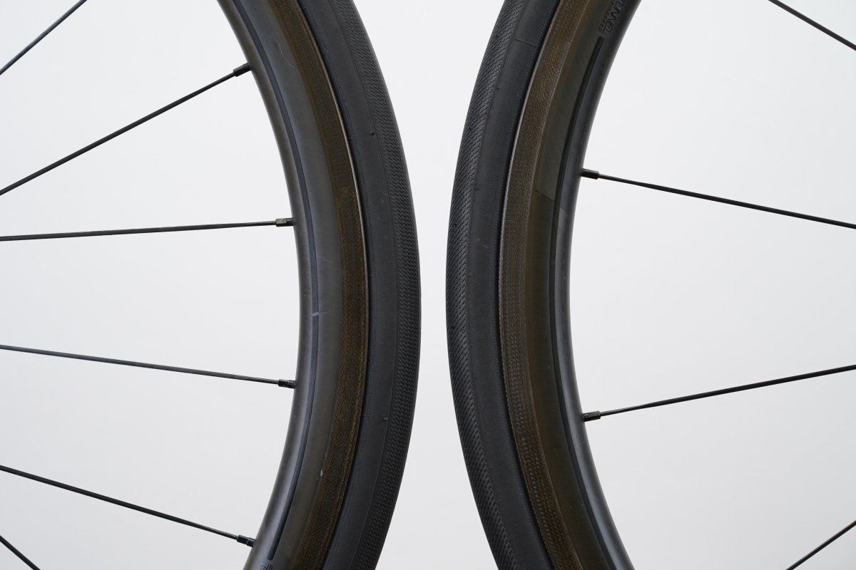 Roval CLX 32 Carbon Tubeless Clincher Rim Brake Wheelset Shimano/SRAM 11 Speed