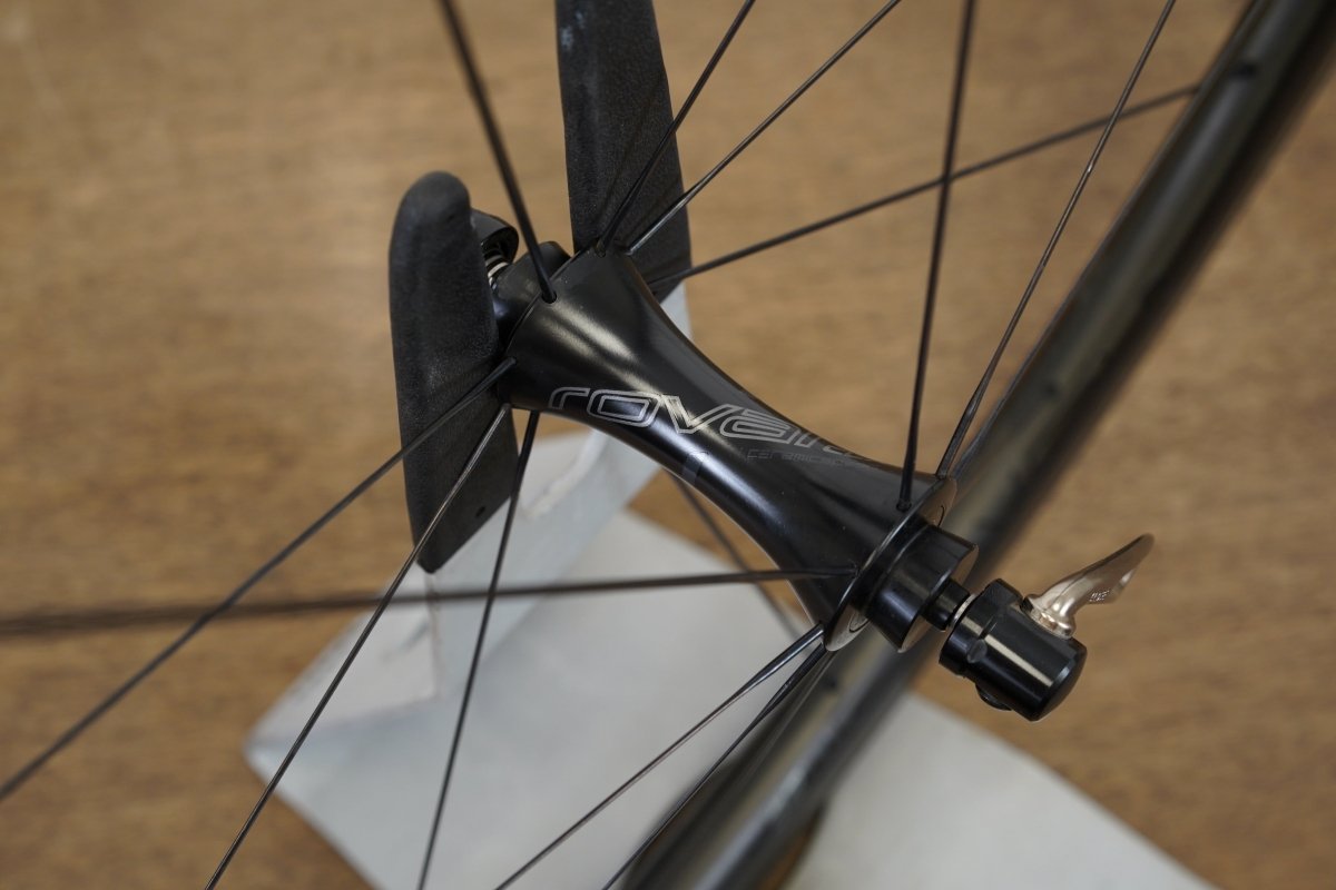 Roval CLX 32 Carbon Tubeless Clincher Rim Brake Wheelset Shimano/SRAM 11 Speed