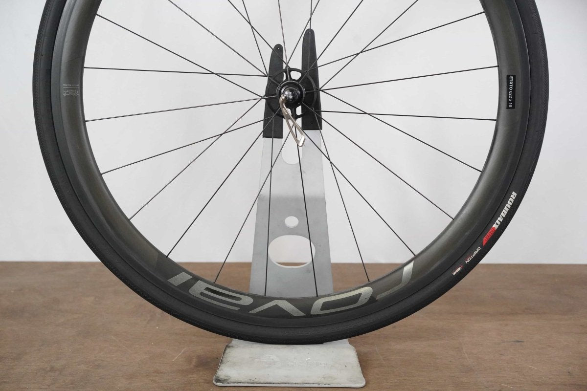 Roval CLX 40 Carbon Clincher Rim Brake Wheelset Shimano/SRAM 11 Speed CLX40