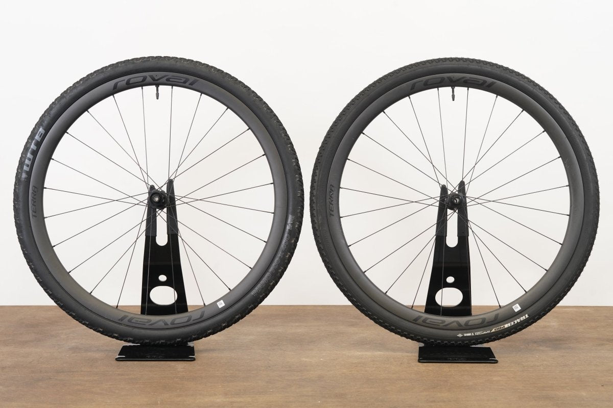 Roval Terra CL Carbon Tubeless Clincher Disc Brake Wheelset Shimano/SRAM 11 Speed