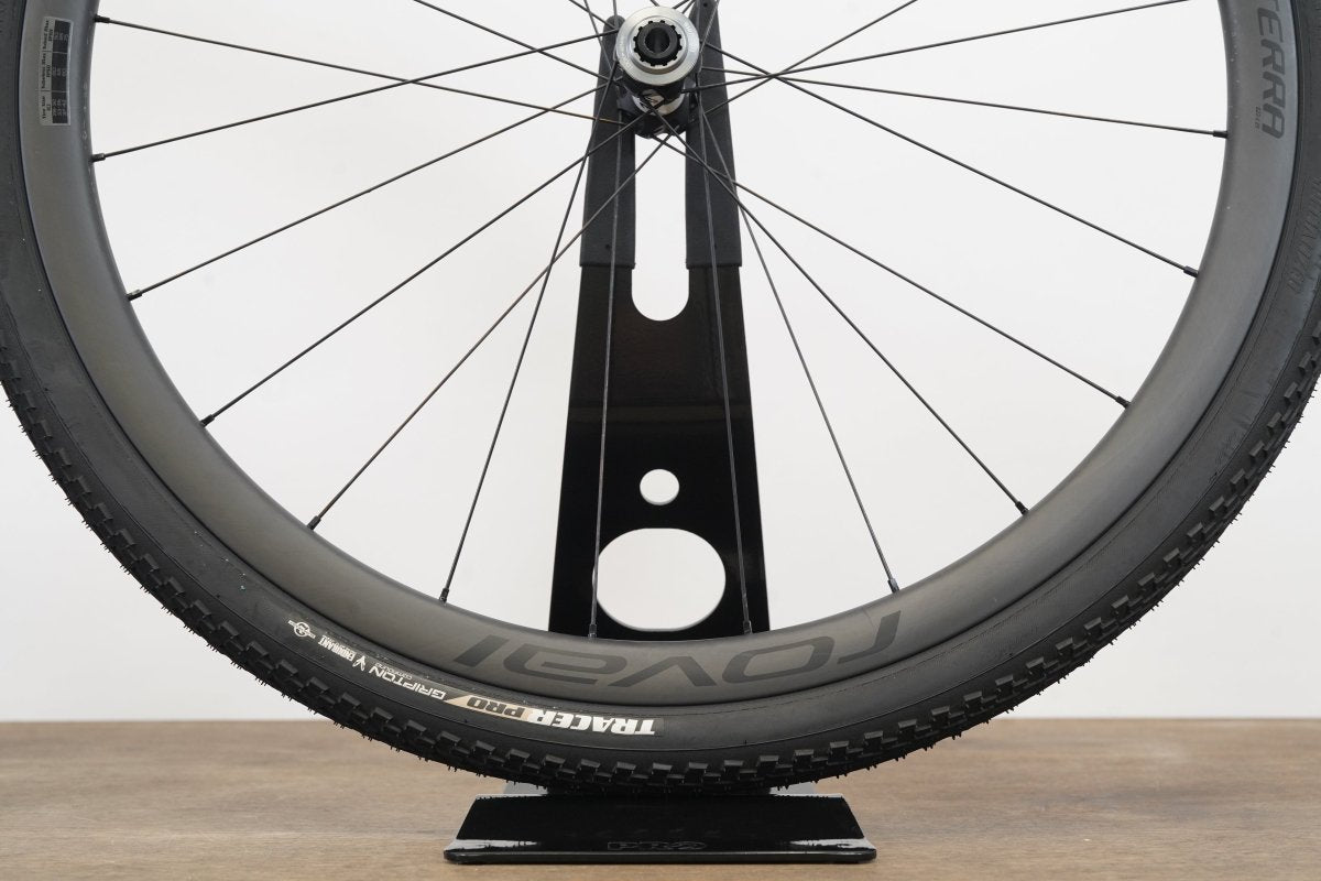 Roval Terra CL Carbon Tubeless Clincher Disc Brake Wheelset Shimano/SRAM 11 Speed