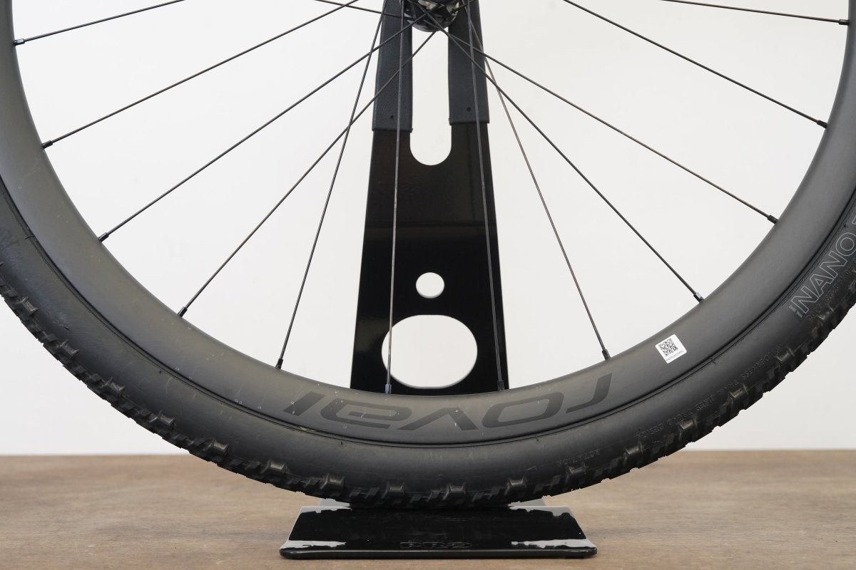 Roval Terra CL Carbon Tubeless Clincher Disc Brake Wheelset Shimano/SRAM 11 Speed
