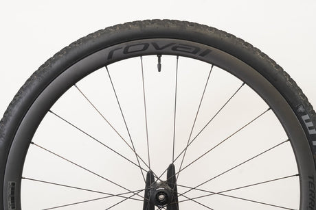 Roval Terra CL Carbon Tubeless Clincher Disc Brake Wheelset Shimano/SRAM 11 Speed