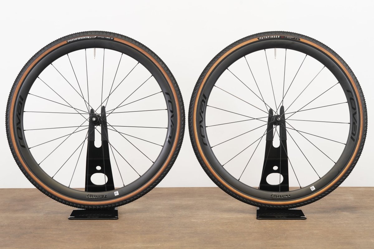 Roval Terra CLX Carbon Tubeless Clincher Disc Brake Wheelset SRAM XDR 12 Speed