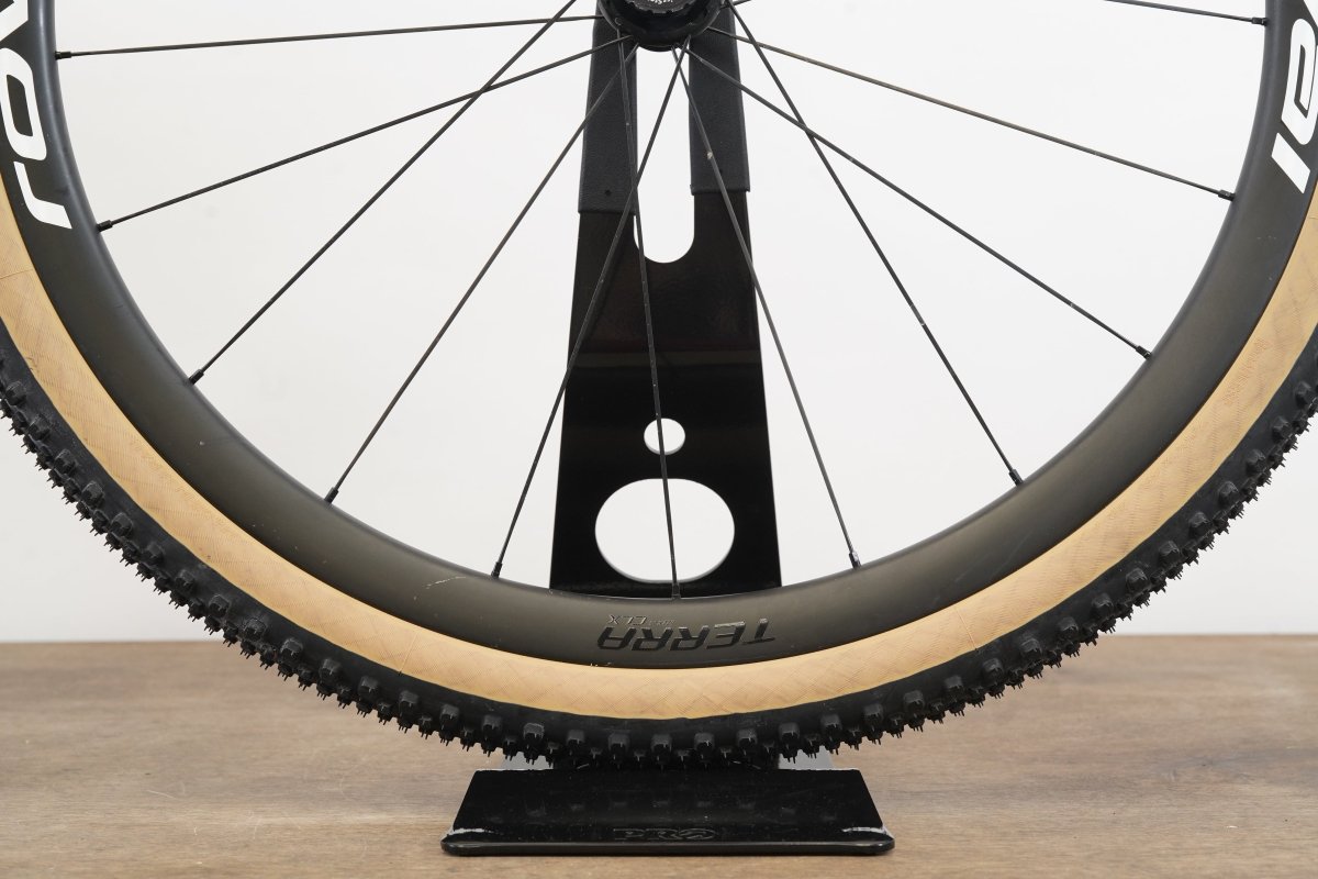 Roval Terra CLX Carbon Tubeless Clincher Disc Brake Wheelset SRAM XDR 12 Speed