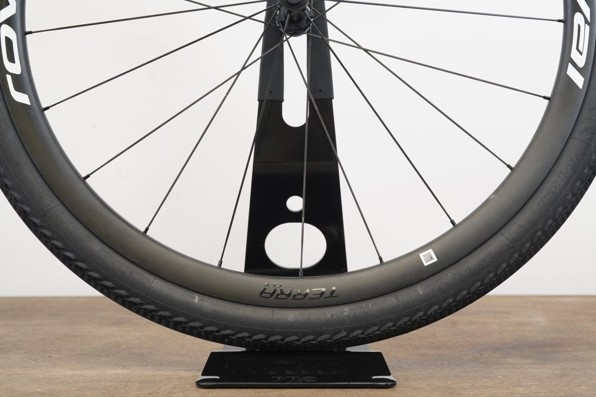 Roval Terra CLX II Carbon Tubeless Clincher Disc Brake Wheelset SRAM XDR 12 Speed