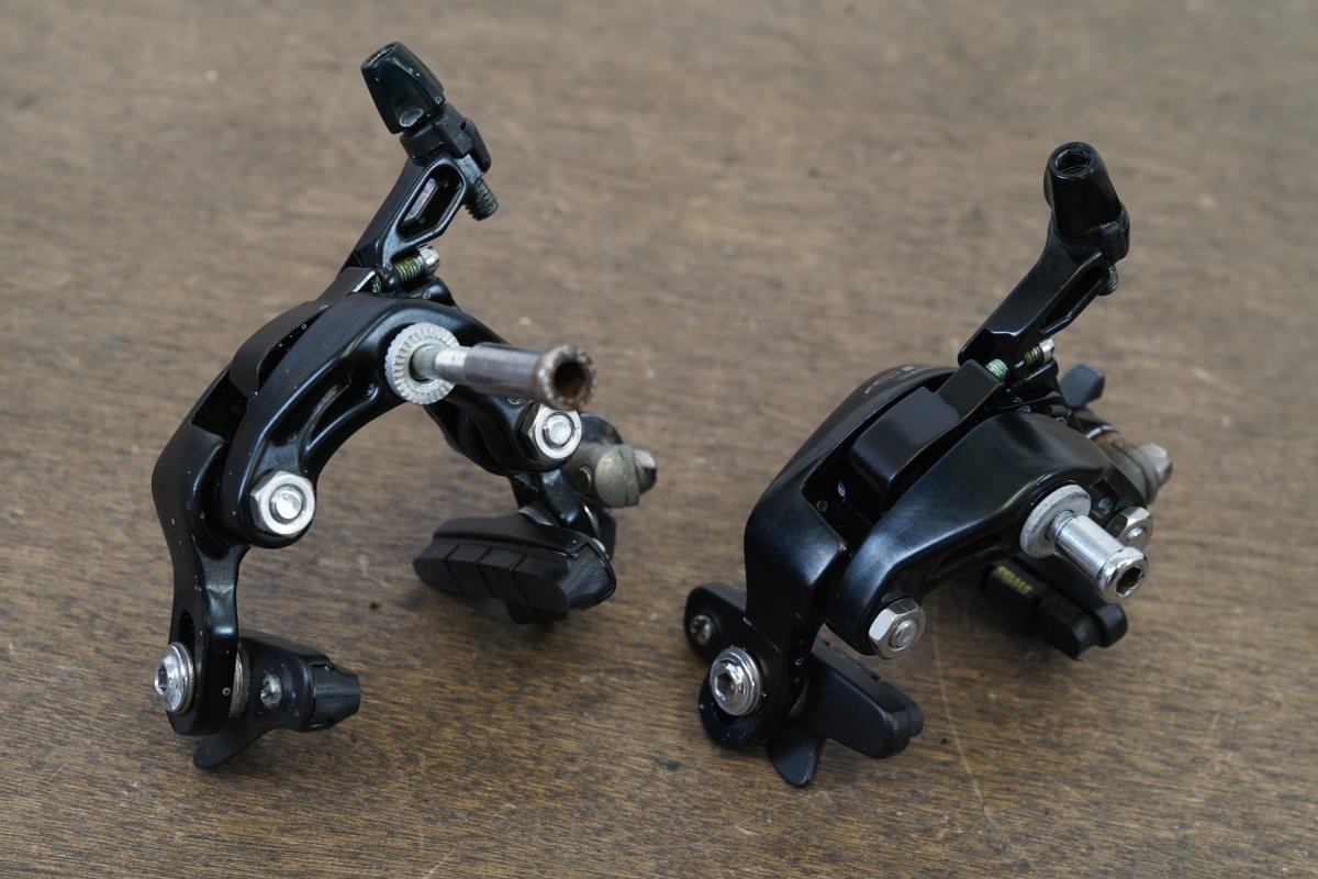 Shimano 105 BR-5800 Standard Center Mount Rim Brake Road Calipers