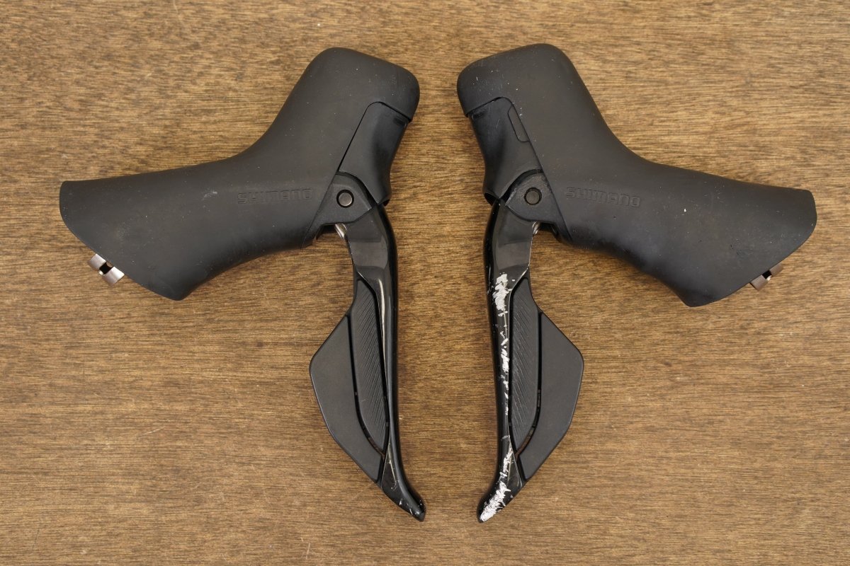 Shimano 105 ST-R7170 Di2 12 Speed Electronic Disc Brake Shifters 7100