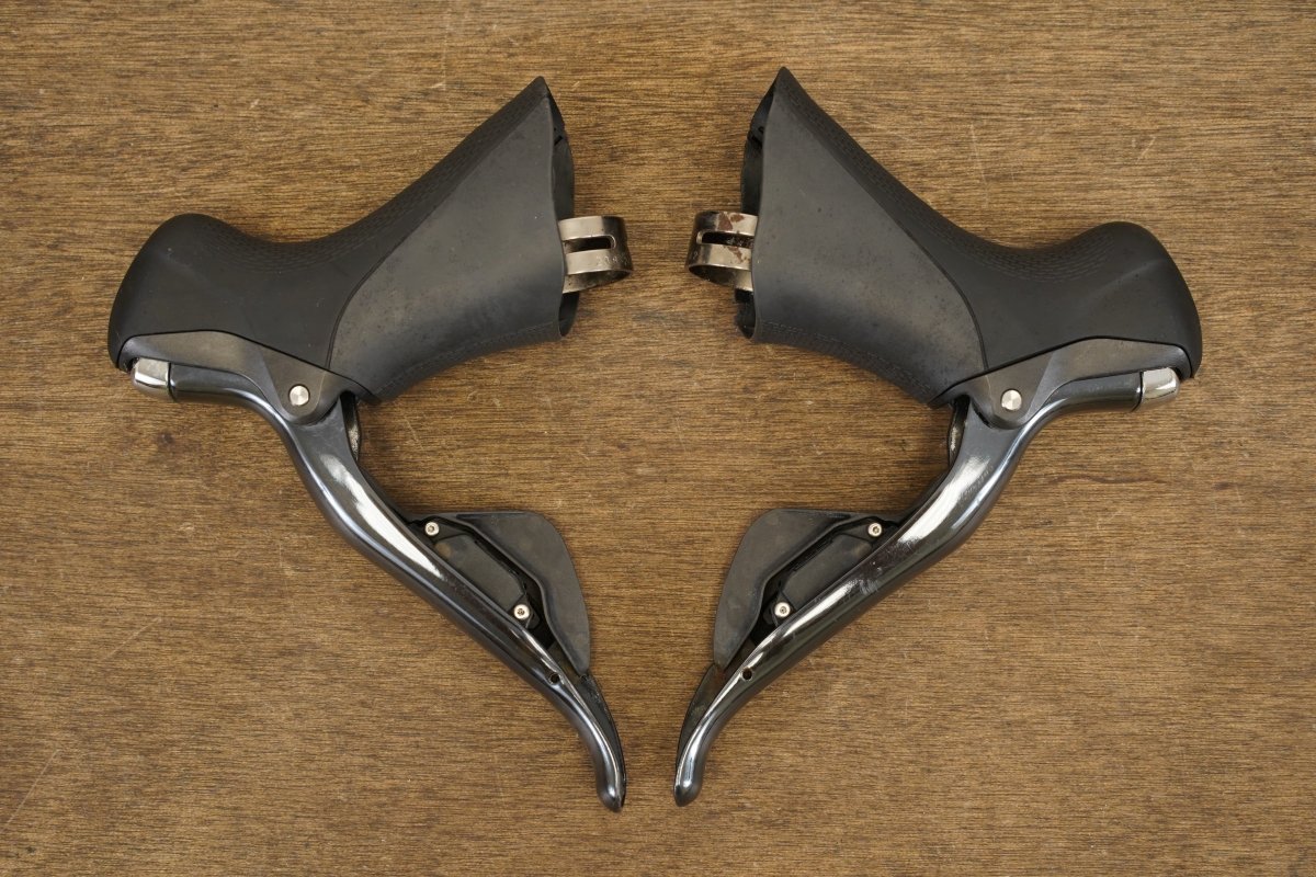 今月限定値下げDURA-ACE 9070 di2 Shimano Dura-Ace 9070 Di2 11 Speed Electronic Rim Brake Road