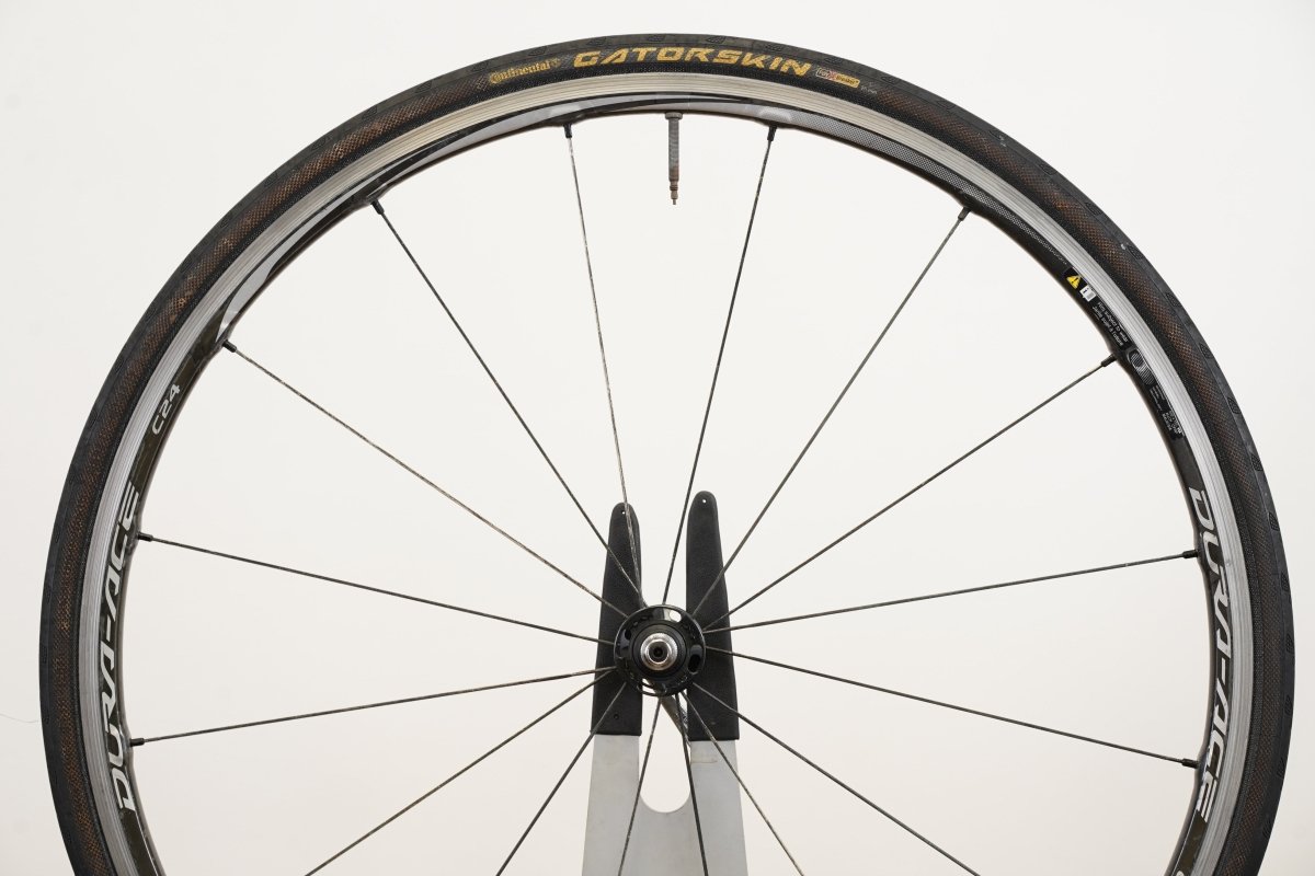 Shimano Dura-Ace WH-9000 C24 Carbon Clincher Rim Brake Wheelset 11 Speed