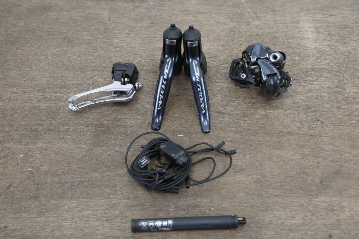 ULTEGRA 3点セット 6870 DI2 Shimano Ultegra 6870 Di2 11 Speed Electronic Rim Brake Road