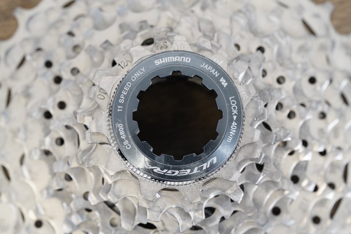 Shimano Ultegra 6870 GS Di2 11 Speed Electronic Rim Brake Full Groupset