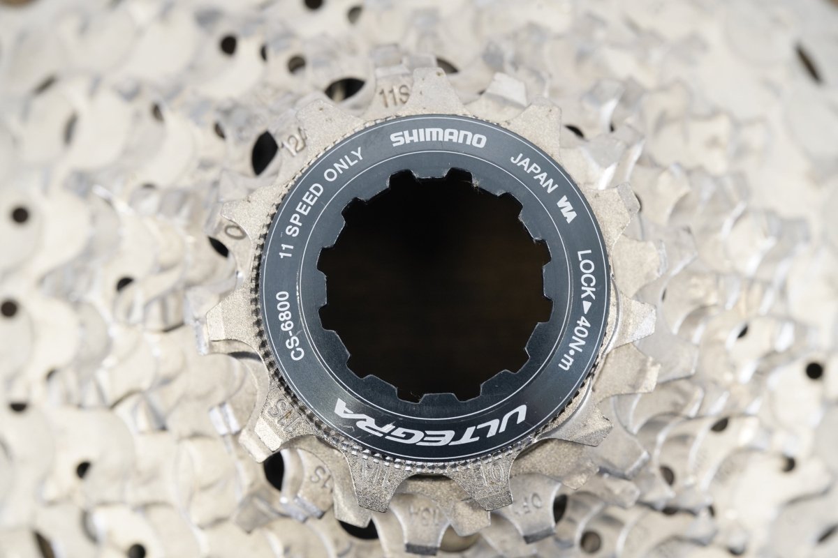 Shimano Ultegra 6870 GS Di2 11 Speed Electronic Rim Brake Full Groupset