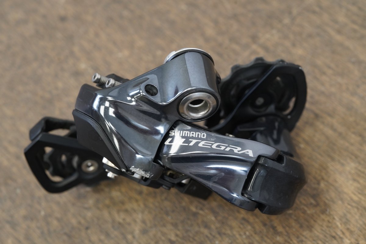 Shimano Ultegra 6870 GS Di2 11 Speed Electronic Rim Brake Groupset