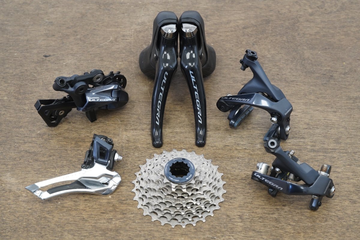 Shimano Ultegra R8000 11 Speed Mechanical Direct Mount Rim Road Groupset 8000