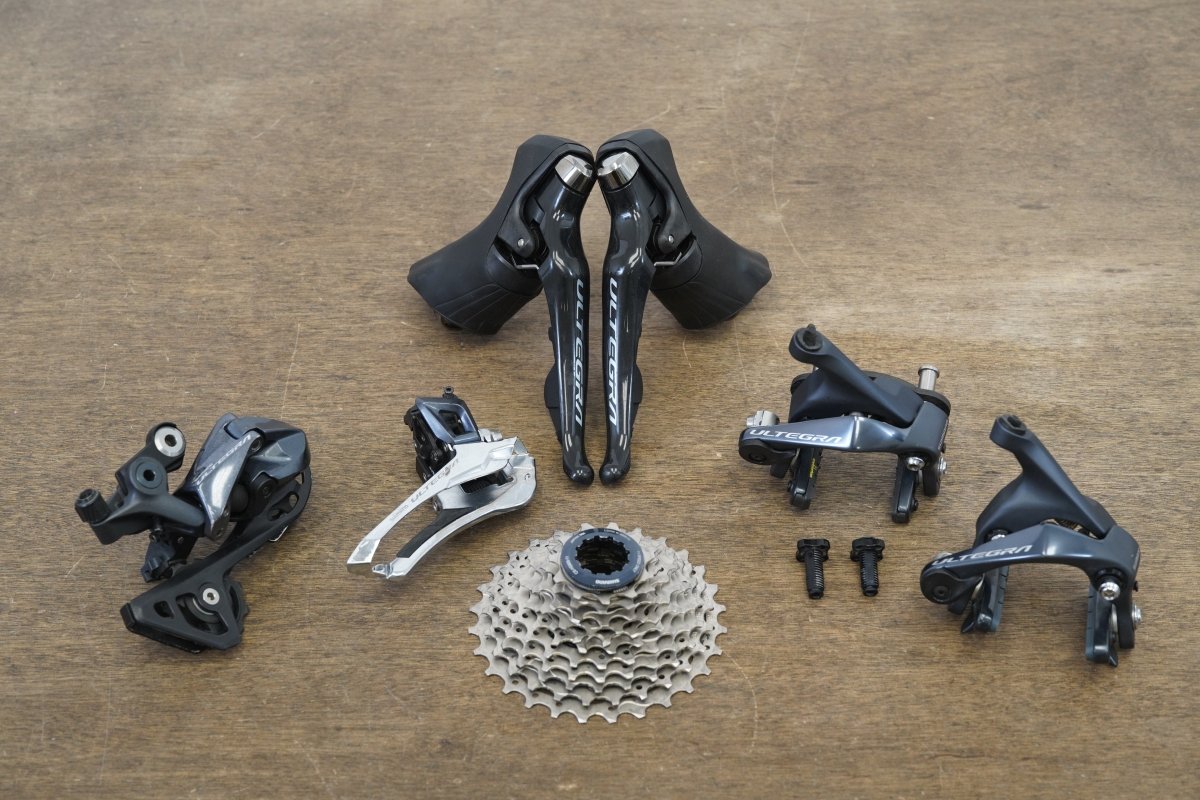 Shimano Ultegra R8000 11 Speed Mechanical Direct Mount Rim Road Groupset 8000