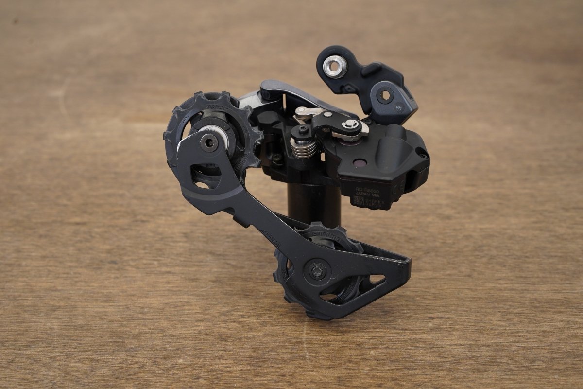 Shimano Ultegra R8050 Di2 11 Speed Electronic Direct Mount Rim Road Groupset 8050